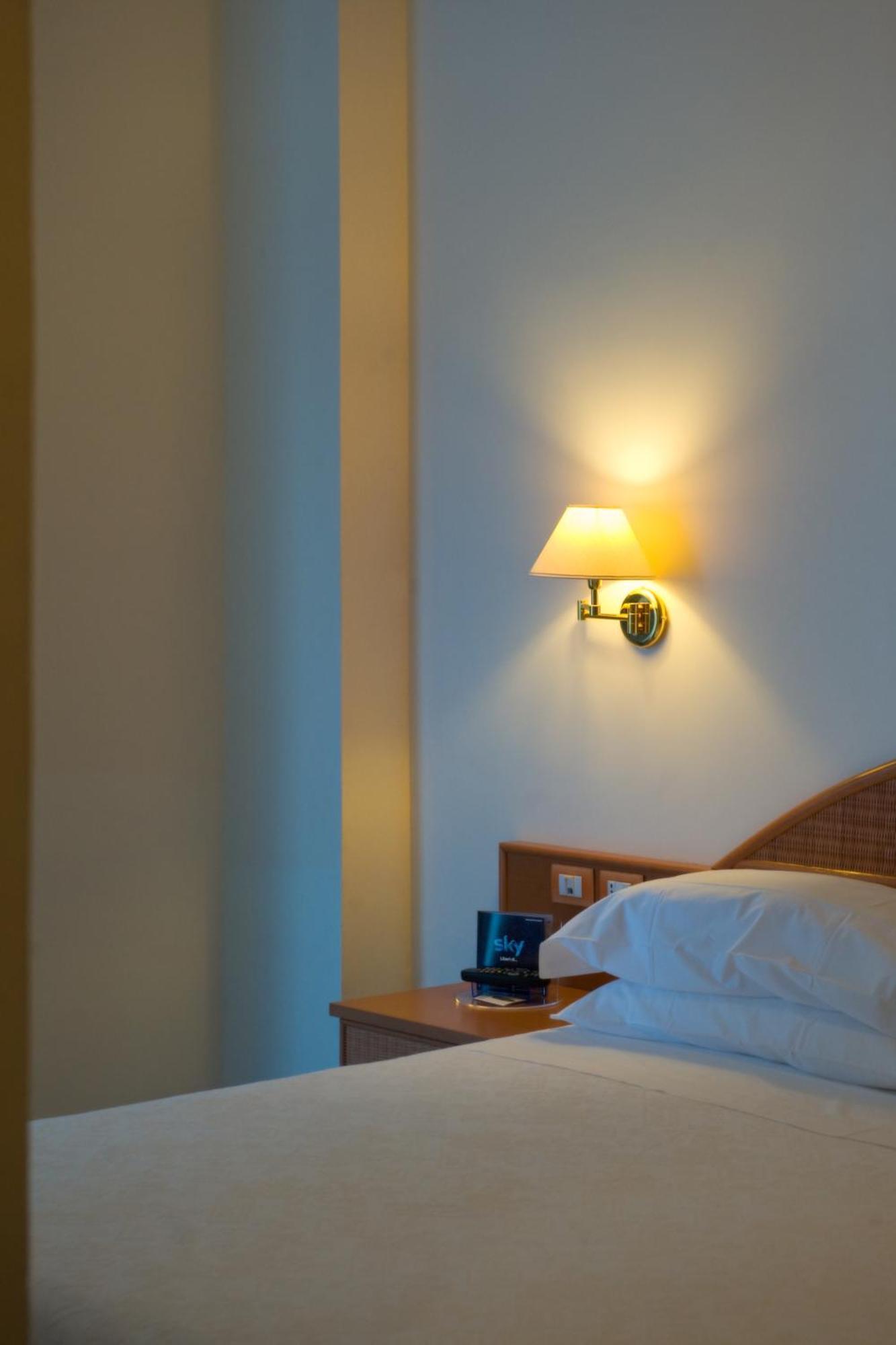 Hotel Pensione Reale مايوري المظهر الخارجي الصورة