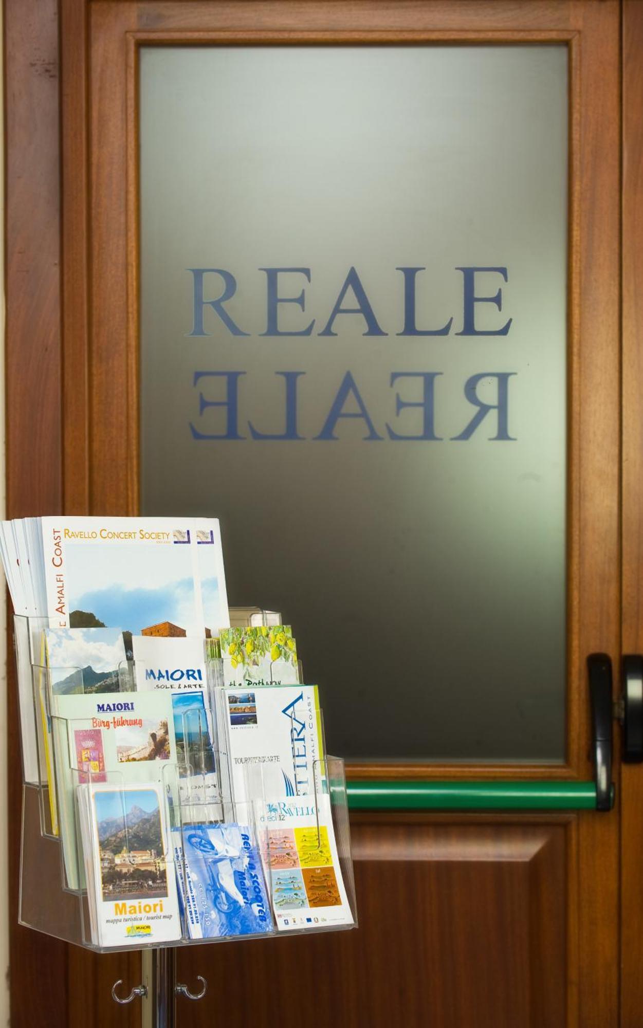 Hotel Pensione Reale مايوري المظهر الخارجي الصورة